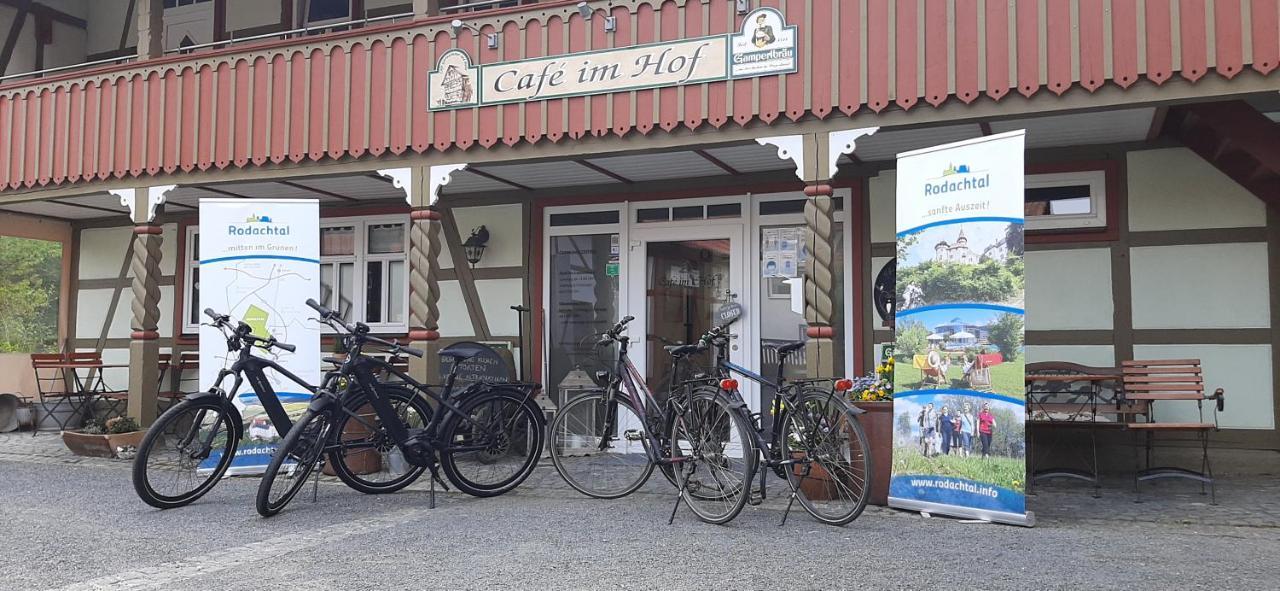 Cafe Im Hof- Bed & Breakfast Streufdorf Bagian luar foto