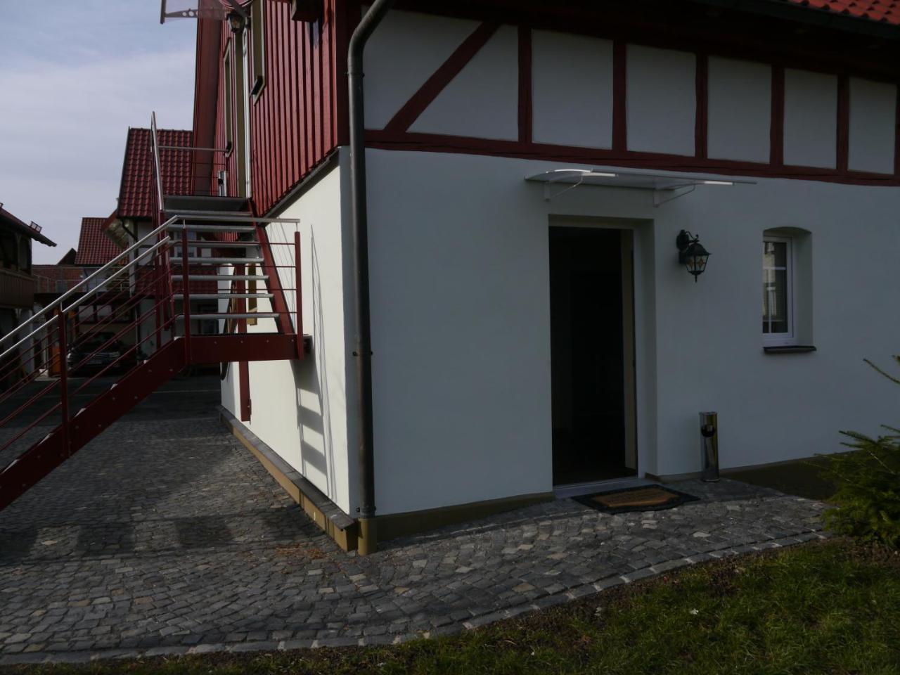 Cafe Im Hof- Bed & Breakfast Streufdorf Bagian luar foto