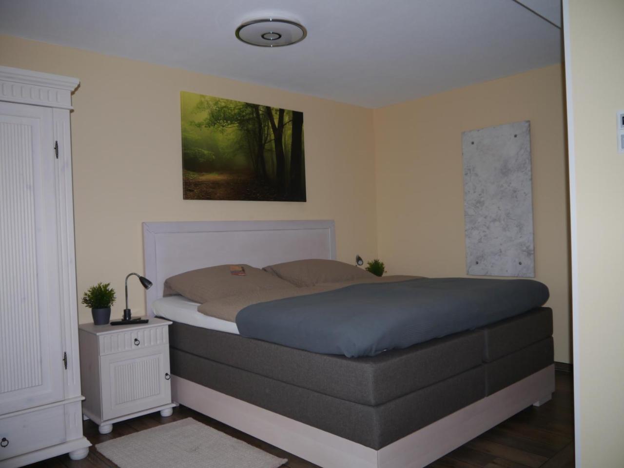 Cafe Im Hof- Bed & Breakfast Streufdorf Bagian luar foto